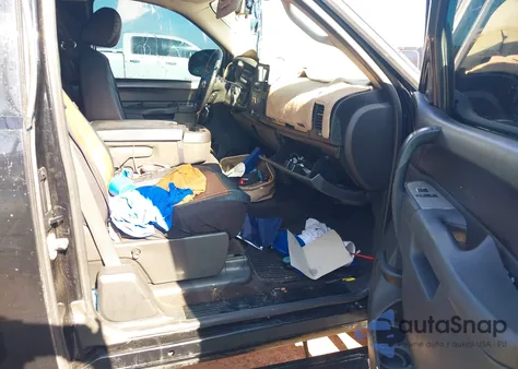 2010 Chevrolet Silverado 1500 Lt from USA, damaged, VIN 1GCSCSE06AZ263210